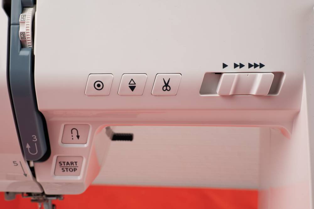 Janome Jubilee 150 Computer 4